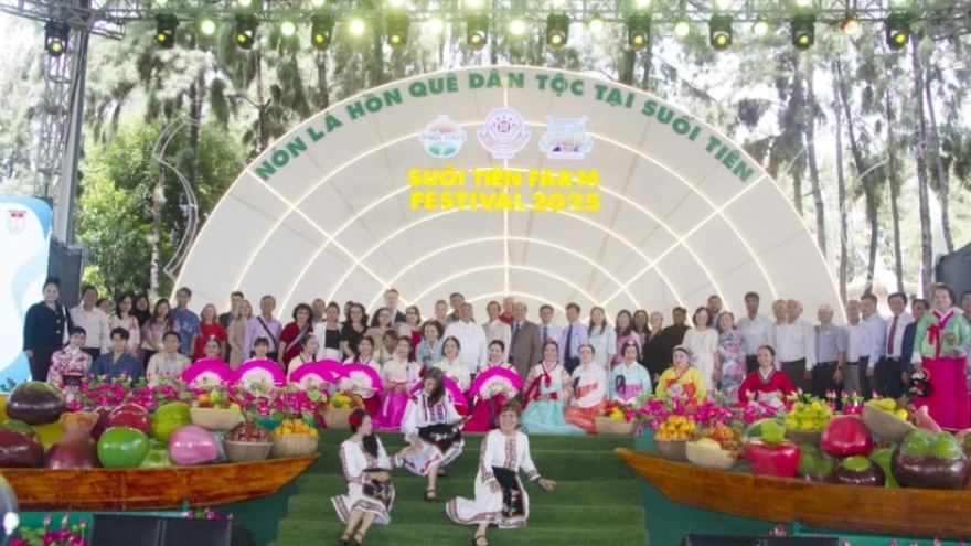 HCM City promotes people-to-people connections via culture-arts activities
